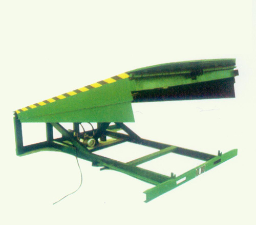 液压登车桥.jpg 液压登车桥.jpg