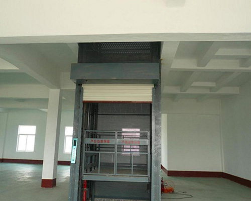 液压货梯
