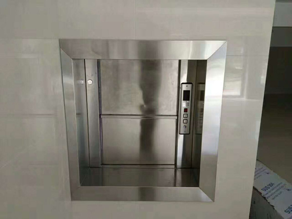 传菜梯